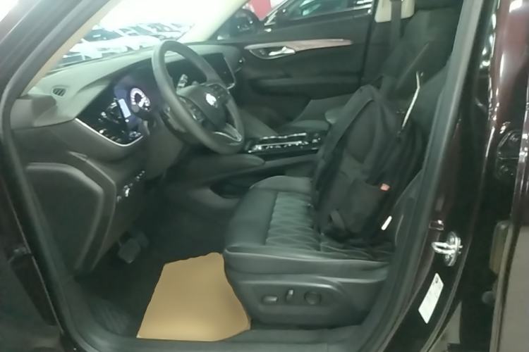 Used Buick Envision 2020 Encore S 652T All-Wheel-Drive Avenir Left Front Seat