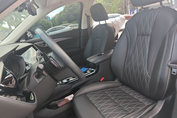 Used Buick Envision 2020 Encore S 652T All-Wheel-Drive Avenir Left Front Seat