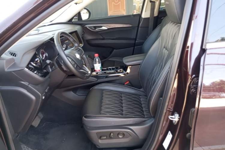 Used Buick Envision 2020 Encore S 652T All-Wheel-Drive Avenir Left Front Seat