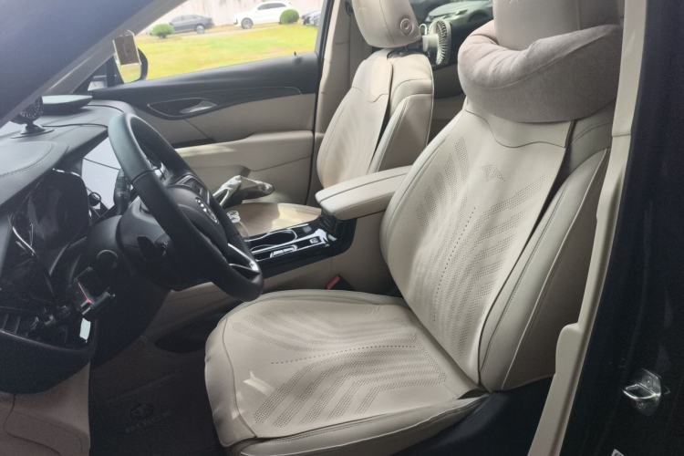 Used Buick Envision 2020 Encore S 652T All-Wheel-Drive Avenir Left Front Seat