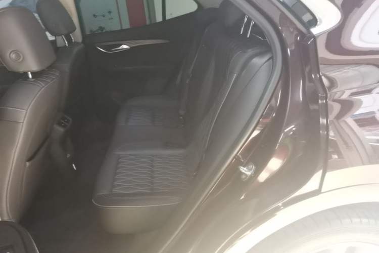 Used Buick Envision 2020 Encore S 652T All-Wheel-Drive Avenir Left Rear Seat