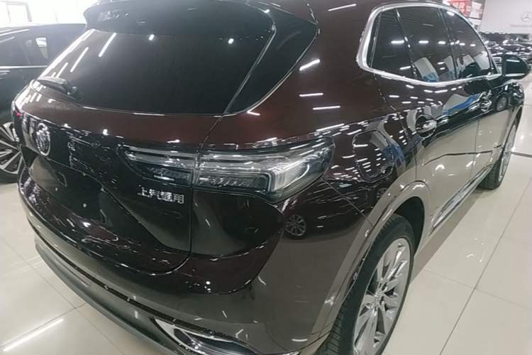 Used Buick Envision 2020 Encore S 652T All-Wheel-Drive Avenir Rear Right 45 Deg