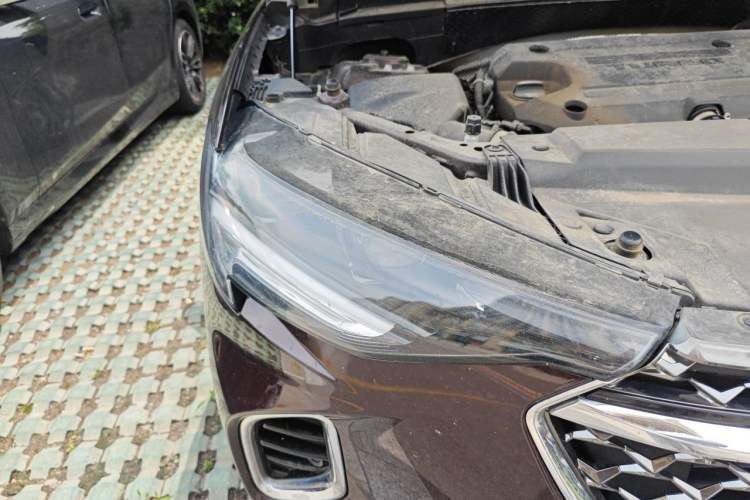 Used Buick Envision 2020 Encore S 652T All-Wheel-Drive Avenir Right Front Headlight
