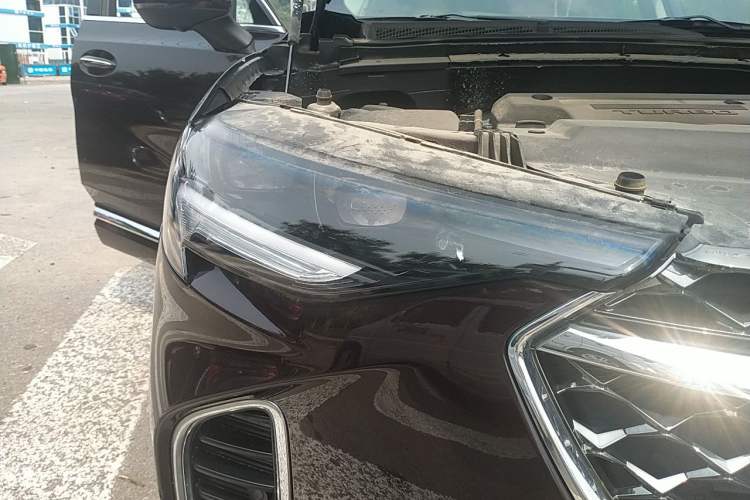 Used Buick Envision 2020 Encore S 652T All-Wheel-Drive Avenir Right Front Headlight