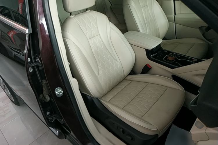 Used Buick Envision 2020 Encore S 652T All-Wheel-Drive Avenir Right Front Seat