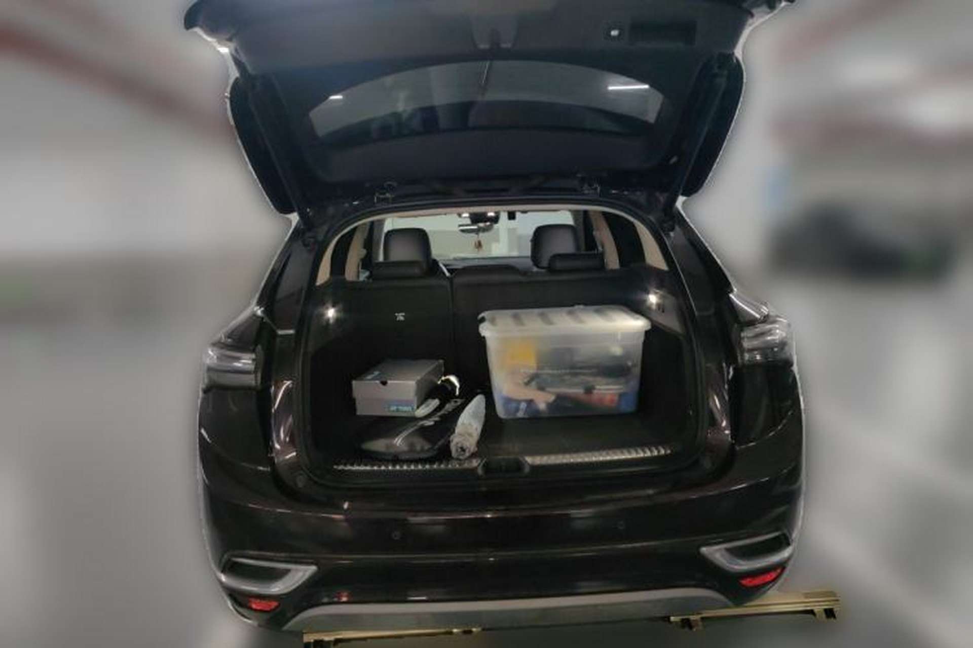 Used Buick Envision 2020 Encore S 652T All-Wheel-Drive Avenir Trunk