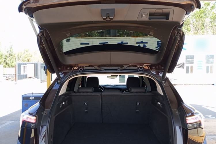 Used Buick Envision 2020 Encore S 652T All-Wheel-Drive Avenir Trunk