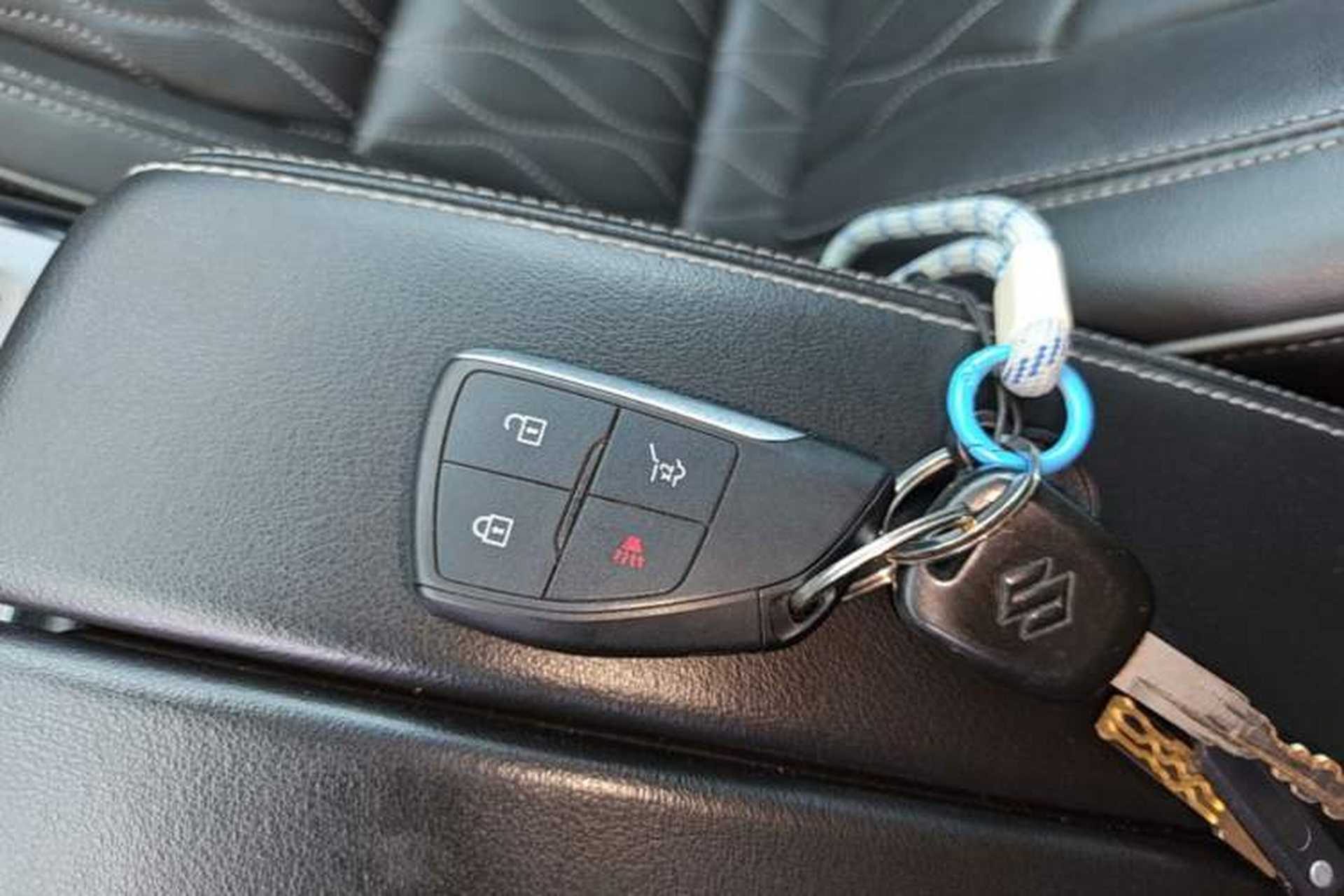 Used Buick Envision 2020 Encore S 652T All-Wheel-Drive Avenir Vehicle Key