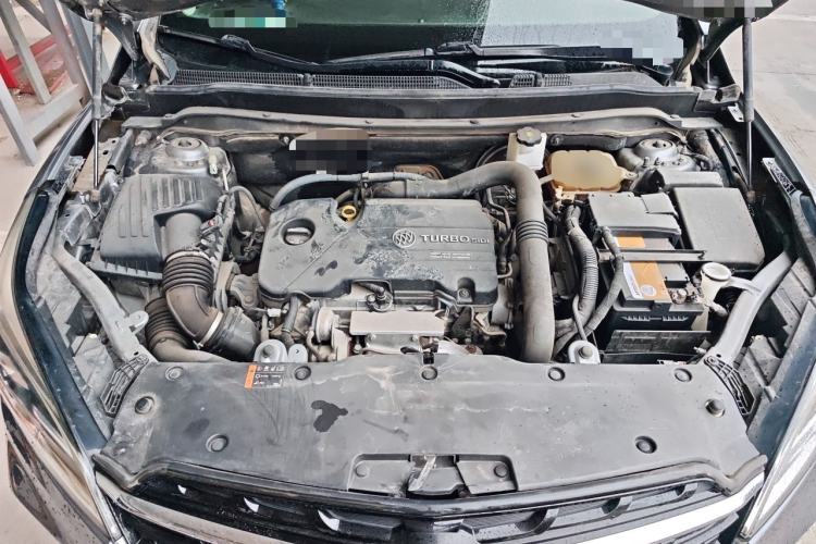 Used Buick Envision 2020 20T Two-Wheel Drive Elite Version Engine Bay