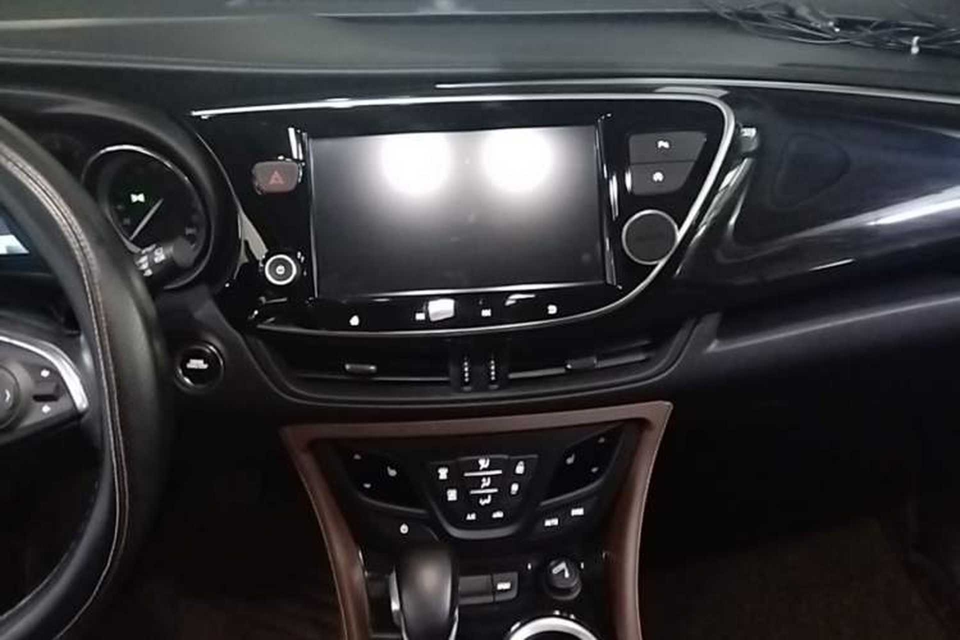 Used Buick Envision 2020 28T Four-Wheel Drive Elite Version Audio And AC Panel
