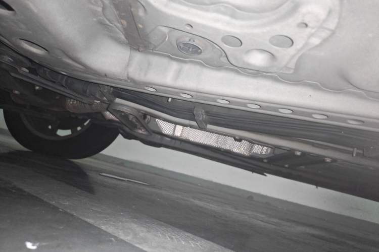 Used Buick Envision 2020 Encore S 652T Two-Wheel Drive Luxury Model Chassis Front Left