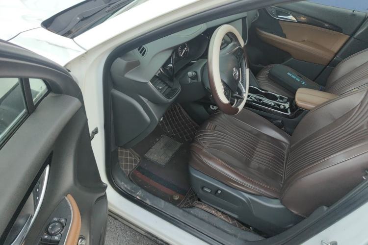 Used Buick Envision 2020 Encore S 652T Two-Wheel Drive Luxury Model Driver Seat
