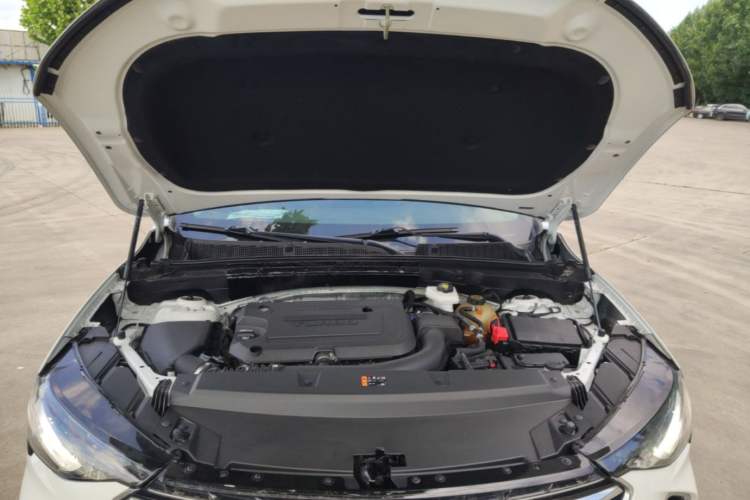 Used Buick Envision 2020 Onix S 652T Two-Wheel Drive Elite Model Engine Bay