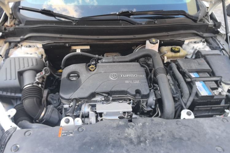 Used Buick Envision 2020 20T Two-Wheel Drive Leading Version Engine Bay