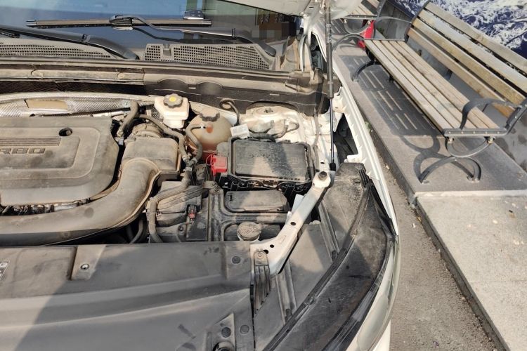 Used Buick Envision 2020 Encore GX S 652T Two-Wheel-Drive Limited-Edition S Sport Version Engine Bay Left
