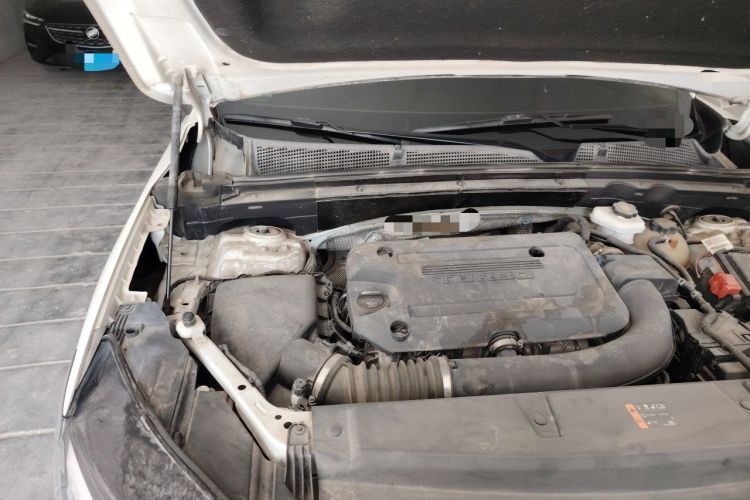 Used Buick Envision 2020 Onix S 652T Two-Wheel Drive Elite Model Engine Bay Right