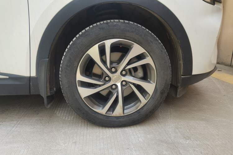 Used Buick Envision 2020 Encore S 652T Four-Wheel Drive Luxury Model Exterior 1
