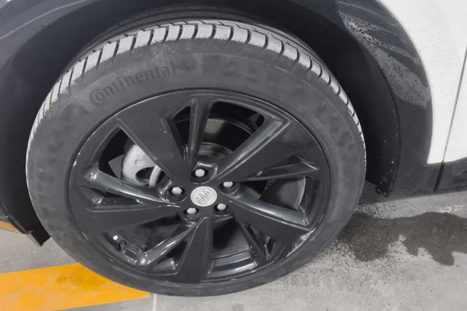Used Buick Envision 2020 Encore GX S 652T Two-Wheel-Drive Limited-Edition S Sport Version Exterior 2