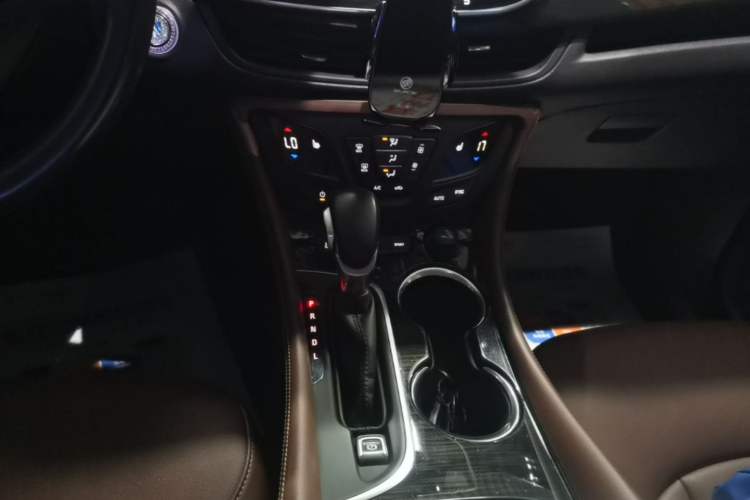 Used Buick Envision 2020 28T Four-Wheel Drive Elite Version Gear Lever