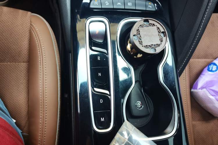 Used Buick Envision 2020 Encore S 652T Four-Wheel Drive Luxury Model Gear Lever