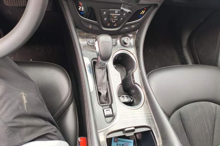 Used Buick Envision 2020 20T Two-Wheel Drive Leading Version Gear Lever