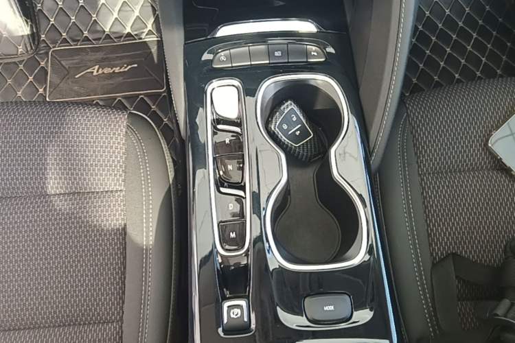 Used Buick Envision 2020 Onix S 652T Two-Wheel Drive Elite Model Gear Lever