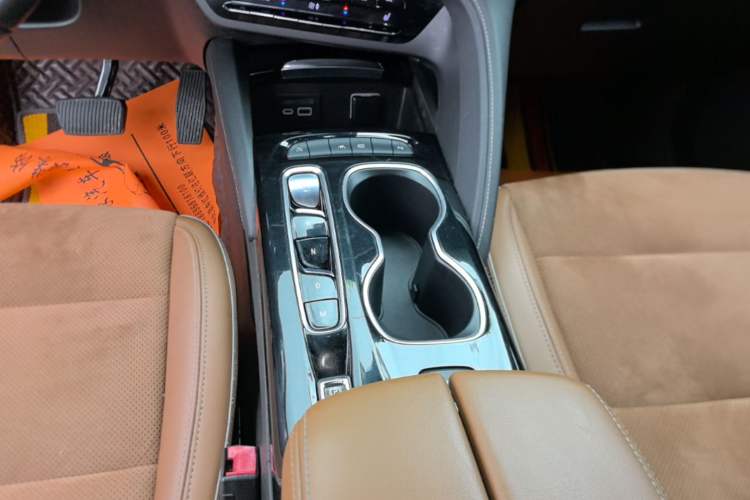 Used Buick Envision 2020 Encore S 652T Two-Wheel Drive Luxury Model Gear Lever