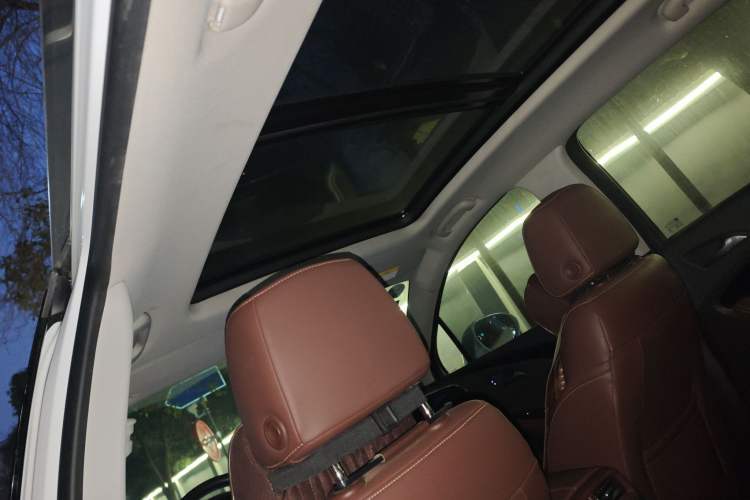 Used Buick Envision 2020 28T Four-Wheel Drive Elite Version Headliner