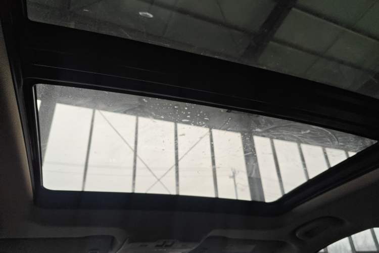 Used Buick Envision 2020 28T Four-Wheel Drive Elite Version Headliner