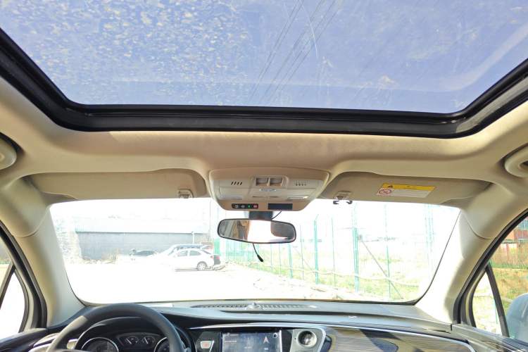 Used Buick Envision 2020 20T Two-Wheel Drive Leading Version Headliner