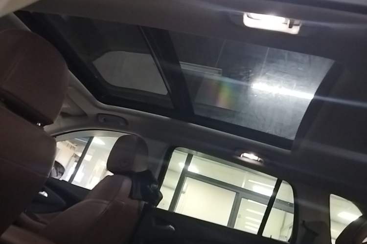 Used Buick Envision 2020 28T Four-Wheel Drive Elite Version Headliner