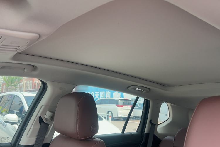 Used Buick Envision 2020 20T Two-Wheel Drive Luxury Model Interior 4