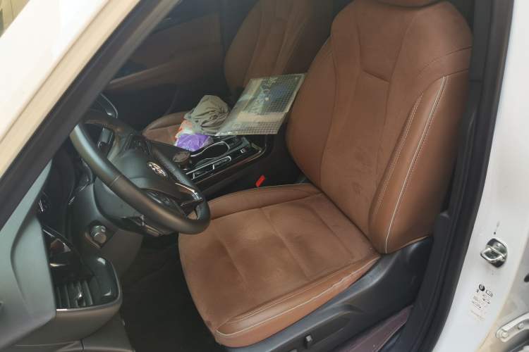 Used Buick Envision 2020 Encore S 652T Four-Wheel Drive Luxury Model Left Front Seat