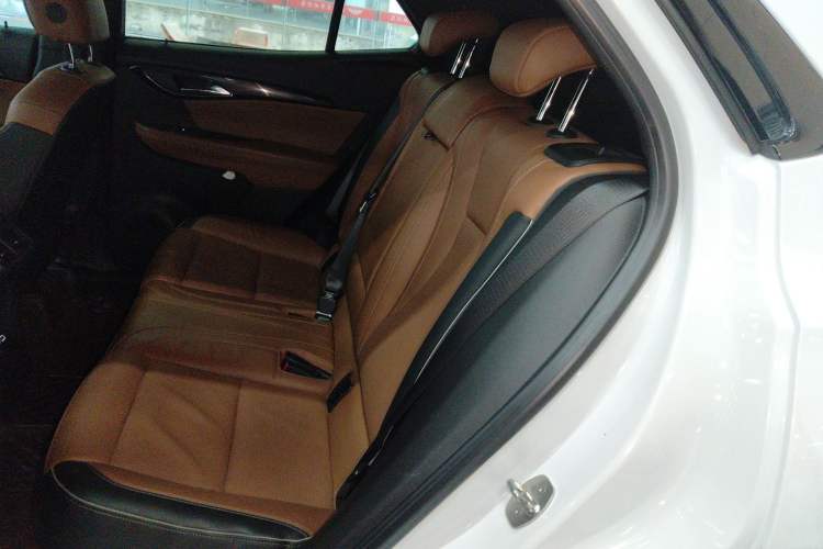 Used Buick Envision 2020 Encore GX S 652T Two-Wheel-Drive Limited-Edition S Sport Version Left Rear Seat