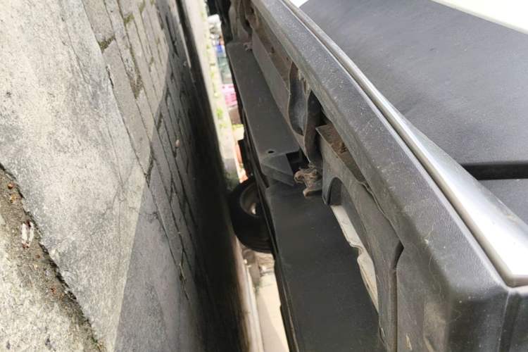 Used Buick Envision 2020 28T Four-Wheel Drive Elite Version Left Side Sill