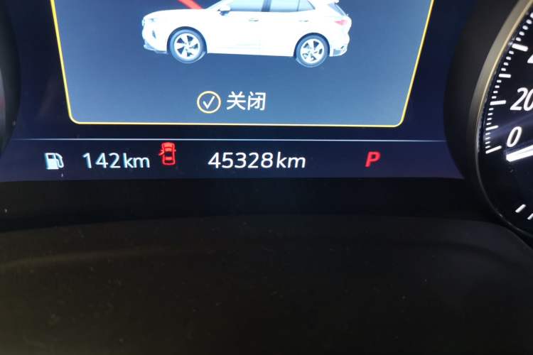 Used Buick Envision 2020 Encore S 652T Four-Wheel Drive Luxury Model Odometer Close Up