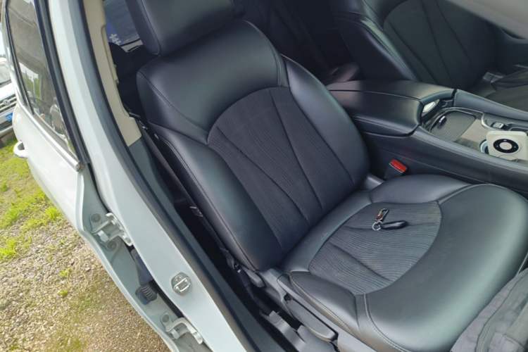 Used Buick Envision 2020 20T Two-Wheel Drive Leading Version Right Front Seat