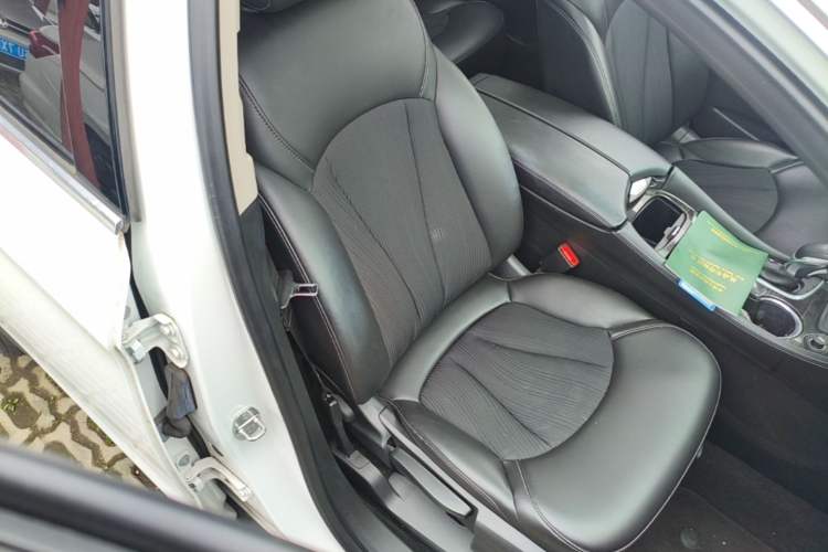 Used Buick Envision 2020 20T Two-Wheel Drive Leading Version Right Front Seat