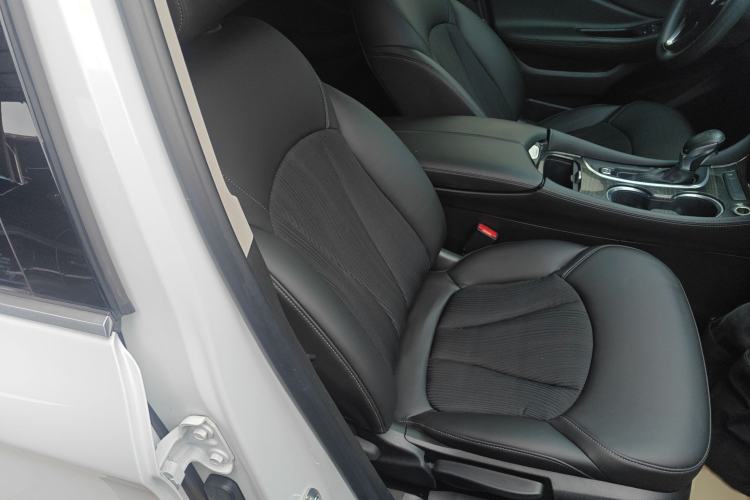 Used Buick Envision 2020 20T Two-Wheel Drive Leading Version Right Front Seat