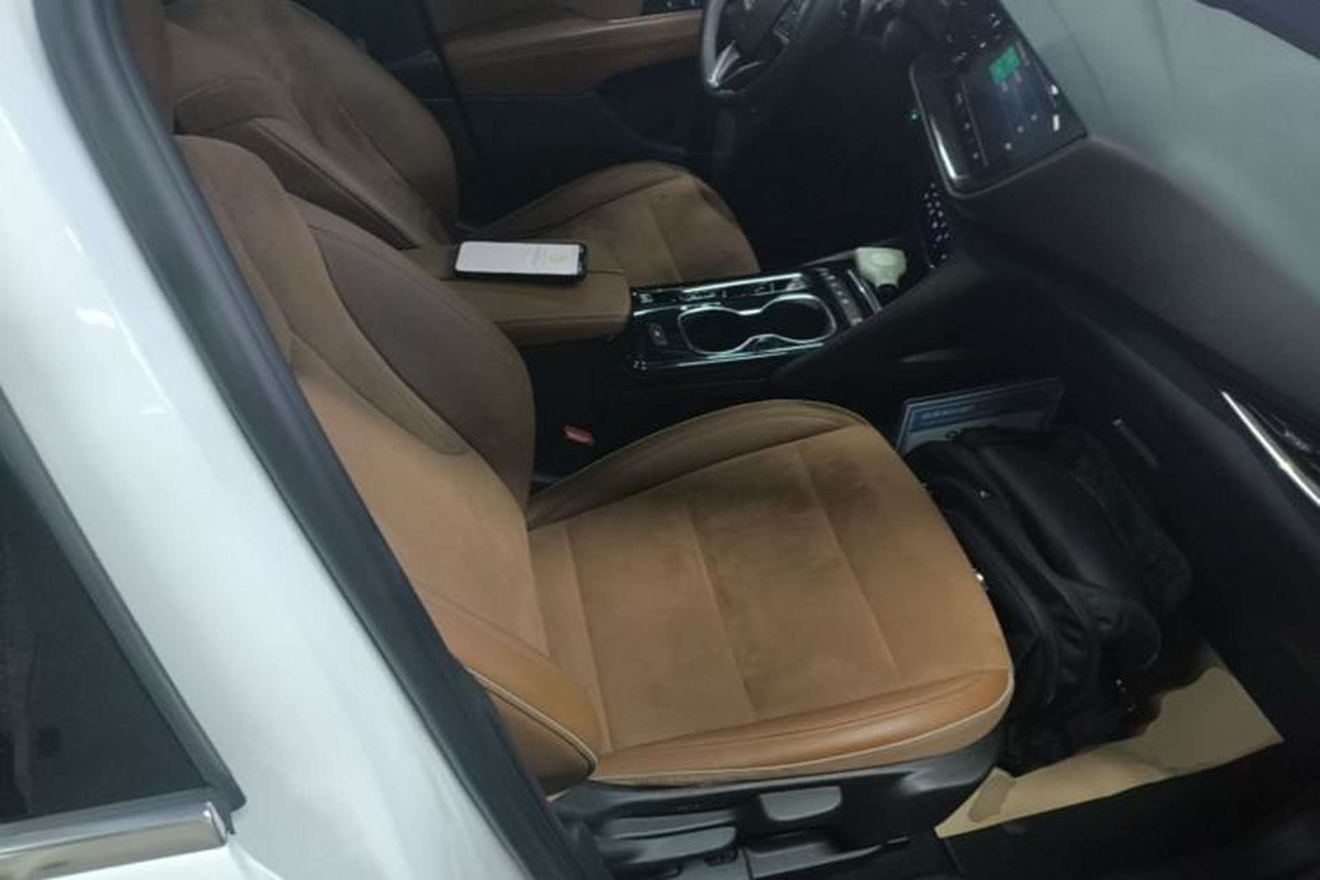 Used Buick Envision 2020 Encore S 652T Four-Wheel Drive Luxury Model Right Front Seat