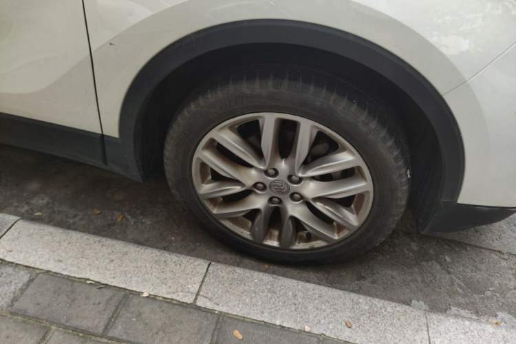 Used Buick Envision 2020 28T Four-Wheel Drive Elite Version Right Front Wheel Hub
