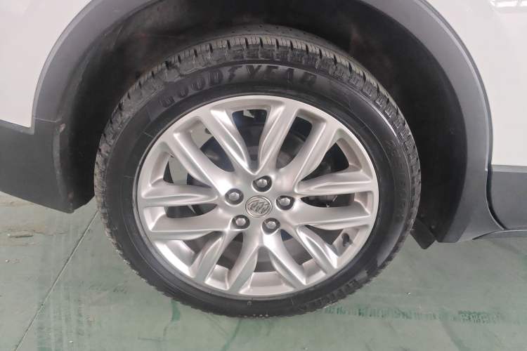 Used Buick Envision 2020 28T Four-Wheel Drive Elite Version Right Rear Wheel Hub