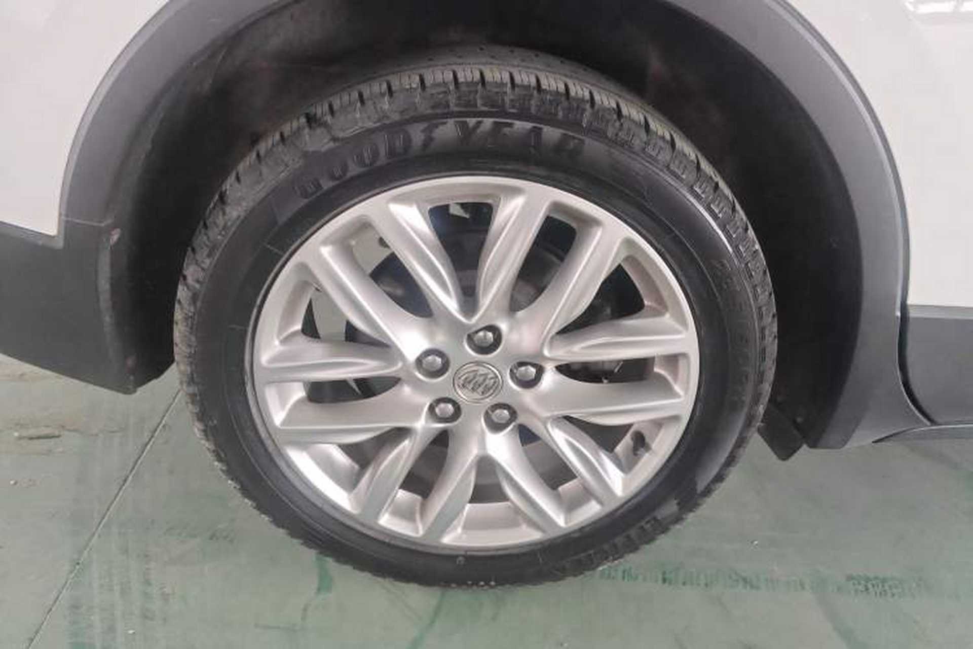 Used Buick Envision 2020 28T Four-Wheel Drive Elite Version Right Rear Wheel Hub