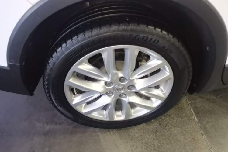 Used Buick Envision 2020 28T Four-Wheel Drive Elite Version Right Rear Wheel Hub