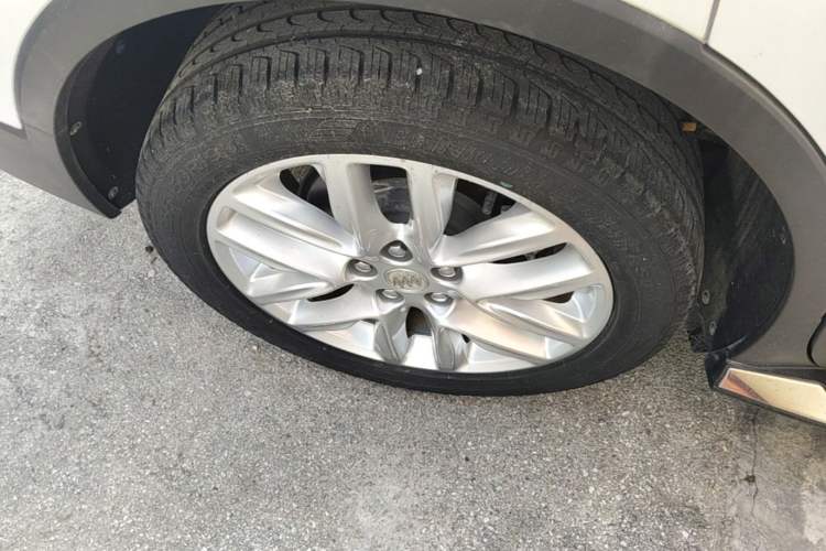 Used Buick Envision 2020 28T Four-Wheel Drive Elite Version Right Rear Wheel Hub