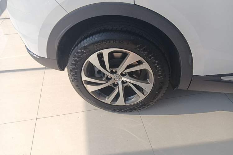 Used Buick Envision 2020 Onix S 652T Two-Wheel Drive Elite Model Right Rear Wheel Hub