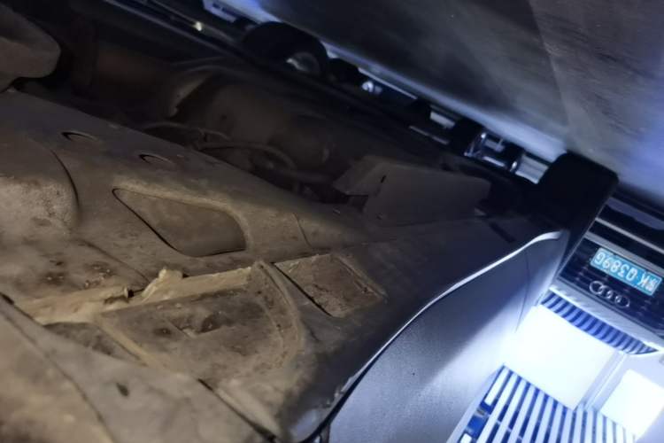 Used Buick Envision 2020 28T Four-Wheel Drive Elite Version Right Side Sill