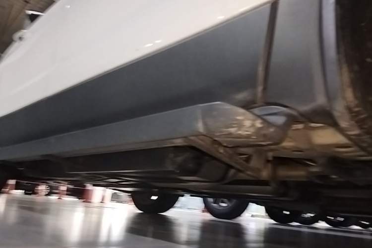 Used Buick Envision 2020 28T Four-Wheel Drive Elite Version Right Side Sill