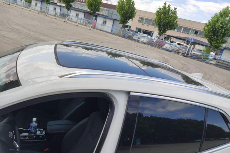 Used Buick Envision 2020 Onix S 652T Two-Wheel Drive Elite Model Roof