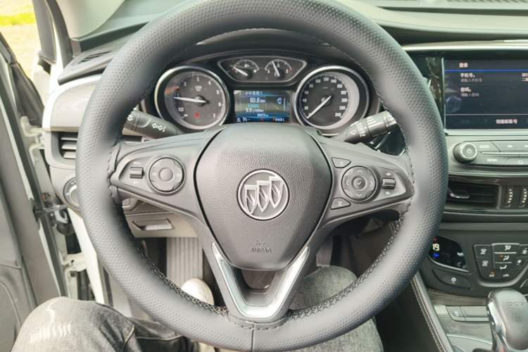 Used Buick Envision 2020 20T Two-Wheel Drive Leading Version Steering Wheel